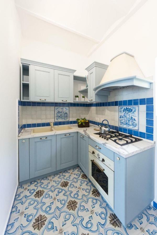 Antonelloapartments - La Farfalla Bianca Marciano Extérieur photo
